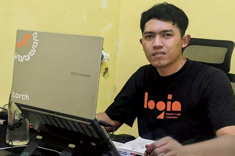 Kisah Diyan, santri yang merajut mimpi lewat logo Sekolah Garuda Kisah Diyan, santri yang merajut mimpi lewat logo Sekolah Garuda