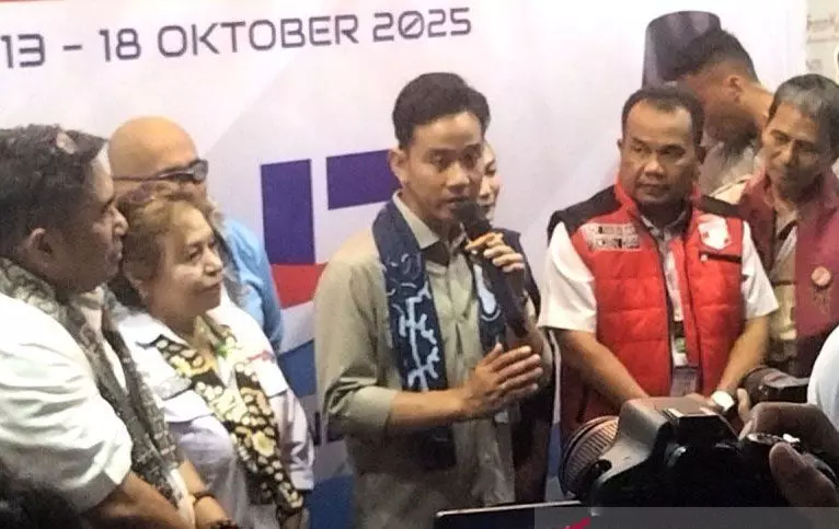 Survei: 71,4 persen puas terhadap kinerja Wapres Gibran Survei: 71,4 persen puas terhadap kinerja Wapres Gibran