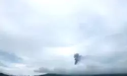 PGA: Gunung Ibu semburkan abu vulkanik setinggi 600 meter PGA: Gunung Ibu semburkan abu vulkanik setinggi 600 meter