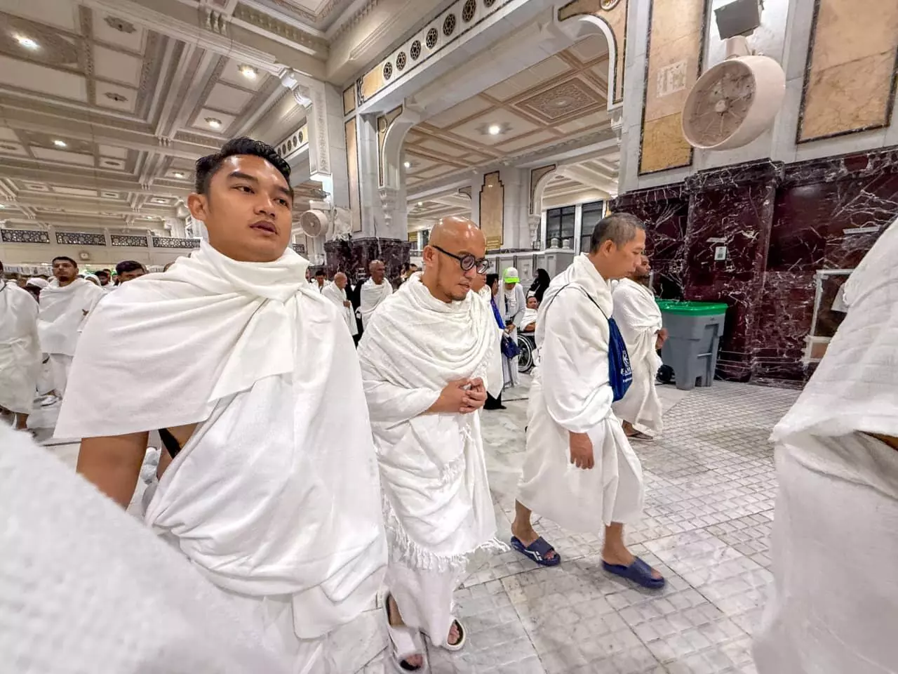 Di Masjidil Haram, Wamenhaj berdoa untuk Presiden Prabowo dan penyelenggaraan haji Di Masjidil Haram, Wamenhaj berdoa untuk Presiden Prabowo dan penyelenggaraan haji