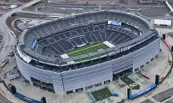 MetLife, Stadion Netral yang jadi saksi sejarah