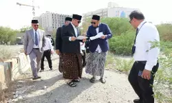 Wamenhaj tinjau lokasi yang diproyeksikan Kampung Haji Indonesia di Makkah Wamenhaj tinjau lokasi yang diproyeksikan Kampung Haji Indonesia di Makkah