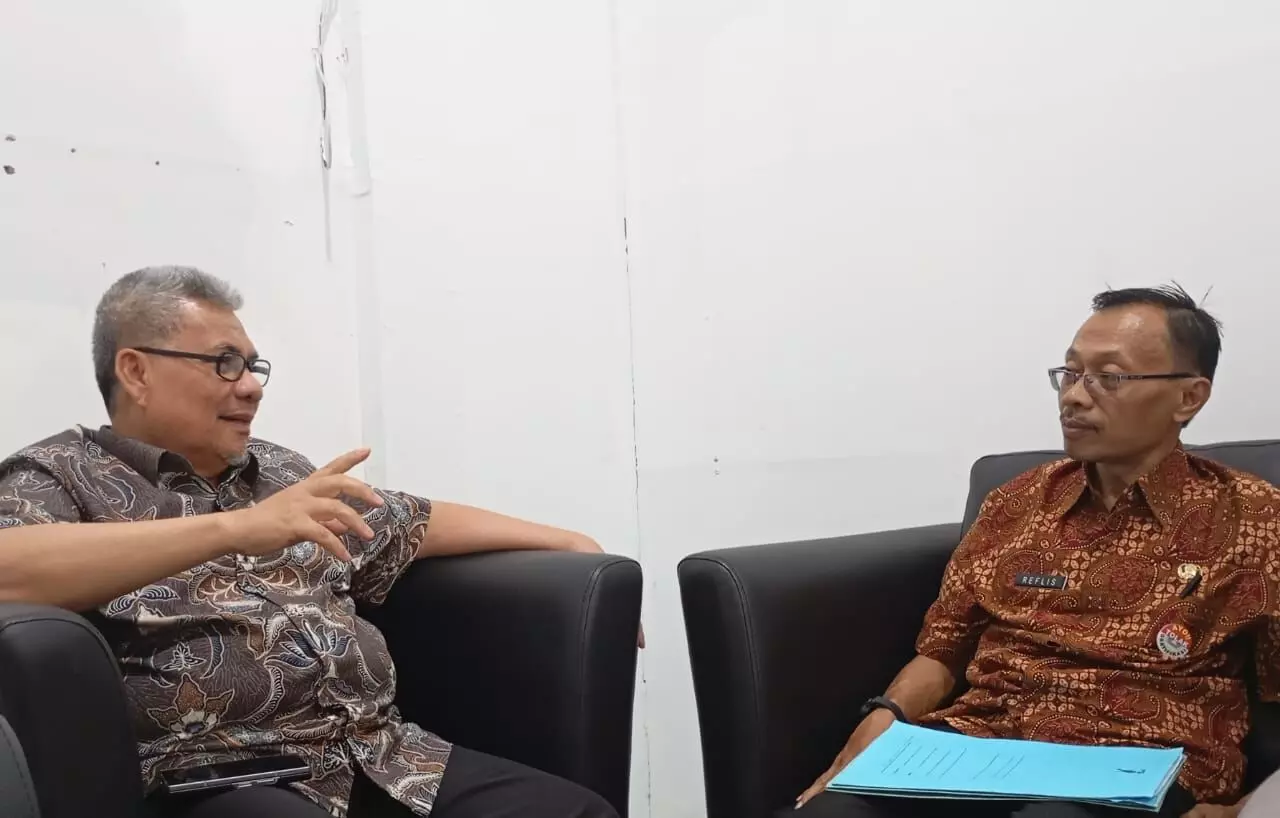 Kunjungi Samsat, Ketua DPRD Sumbar, Muhidi tekankan pentingnya optimalisasi pendapatan Kunjungi Samsat, Ketua DPRD Sumbar, Muhidi tekankan pentingnya optimalisasi pendapatan