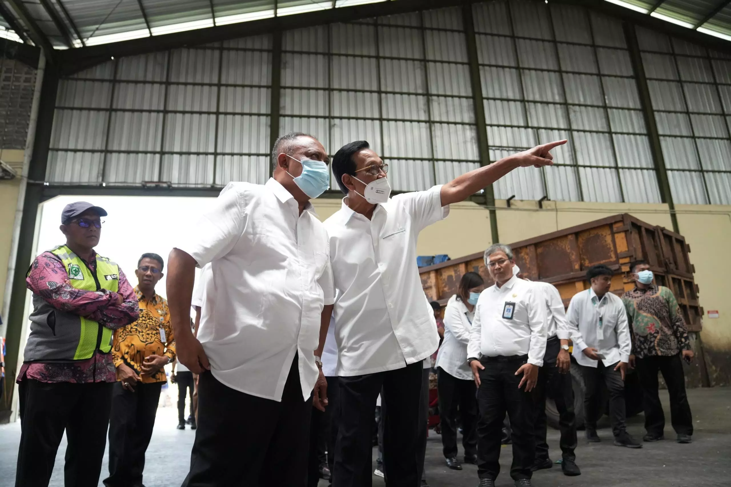Sri Sultan HB X cek sejumlah TPS3R dan TPST di DIY Sri Sultan HB X cek sejumlah TPS3R dan TPST di DIY