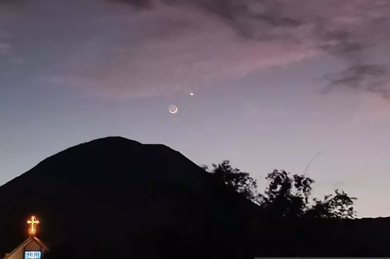 Badan Geologi turunkan status Gunung Lokon jadi Level II Waspada Badan Geologi turunkan status Gunung Lokon jadi Level II Waspada