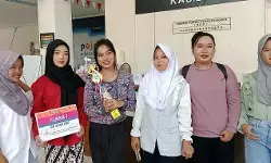 SMPN 1 Tonjong juara 1 lomba paduan suara di Festival Literasi Brebes 2025 SMPN 1 Tonjong juara 1 lomba paduan suara di Festival Literasi Brebes 2025