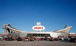 Stadion Kansas City (Arrowhead): Kuil Sepak Bola dengan Suara Tergemuruh