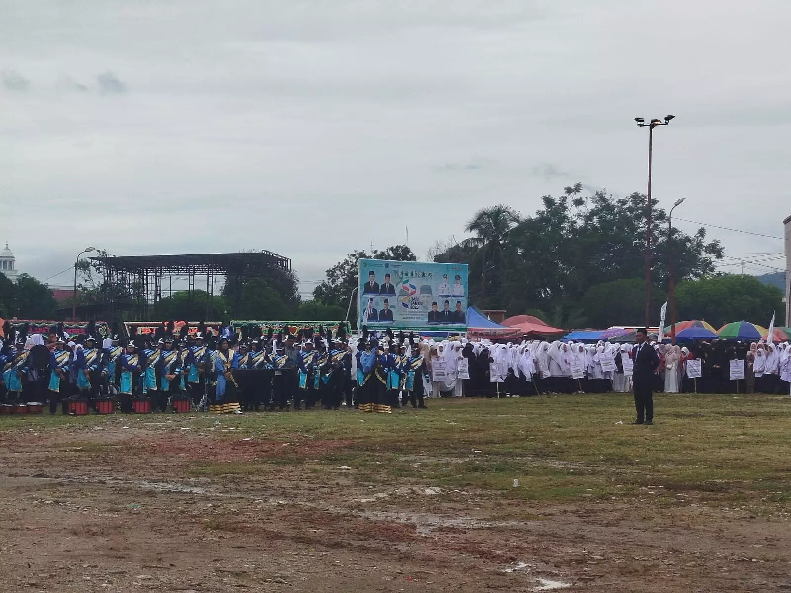 Bupati Labuhanbatu pimpin upacara peringatan Hari Santri Tahun 2025 Bupati Labuhanbatu pimpin upacara peringatan Hari Santri Tahun 2025