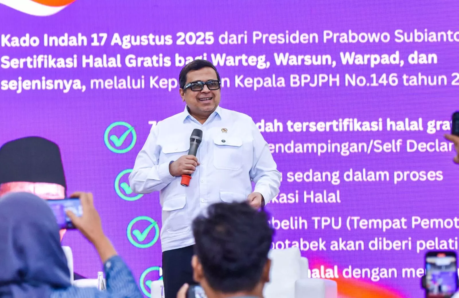 1 tahun BPJPH, produk bersertifikat halal tembus 9,8 juta 1 tahun BPJPH, produk bersertifikat halal tembus 9,8 juta