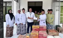 Kenang pendiri perusahaan, ribuan karyawan Pura Group gelar doa bersama dan aksi sosial Kenang pendiri perusahaan, ribuan karyawan Pura Group gelar doa bersama dan aksi sosial