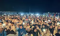 671 pelajar SMP Hang Tuah 2 Jakarta ikuti PPKB dengan KRI Dr Radjiman Wedyodiningrat