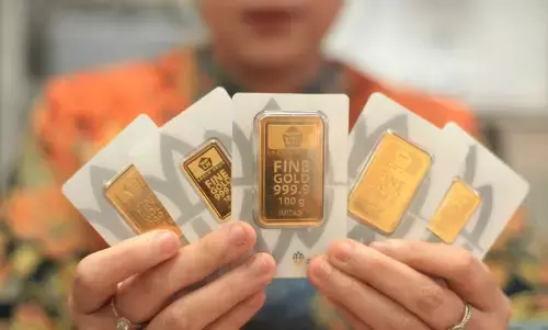 Hari ini emas Antam merosot Rp177.000 ke angka Rp2,310 juta/gram Hari ini emas Antam merosot Rp177.000 ke angka Rp2,310 juta/gram