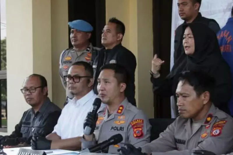 Polres Purwakarta ungkap motif pembunuhan pegawai Alfamart Polres Purwakarta ungkap motif pembunuhan pegawai Alfamart