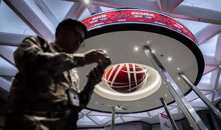 IHSG menguat di tengah pelemahan mayoritas bursa global IHSG menguat di tengah pelemahan mayoritas bursa global