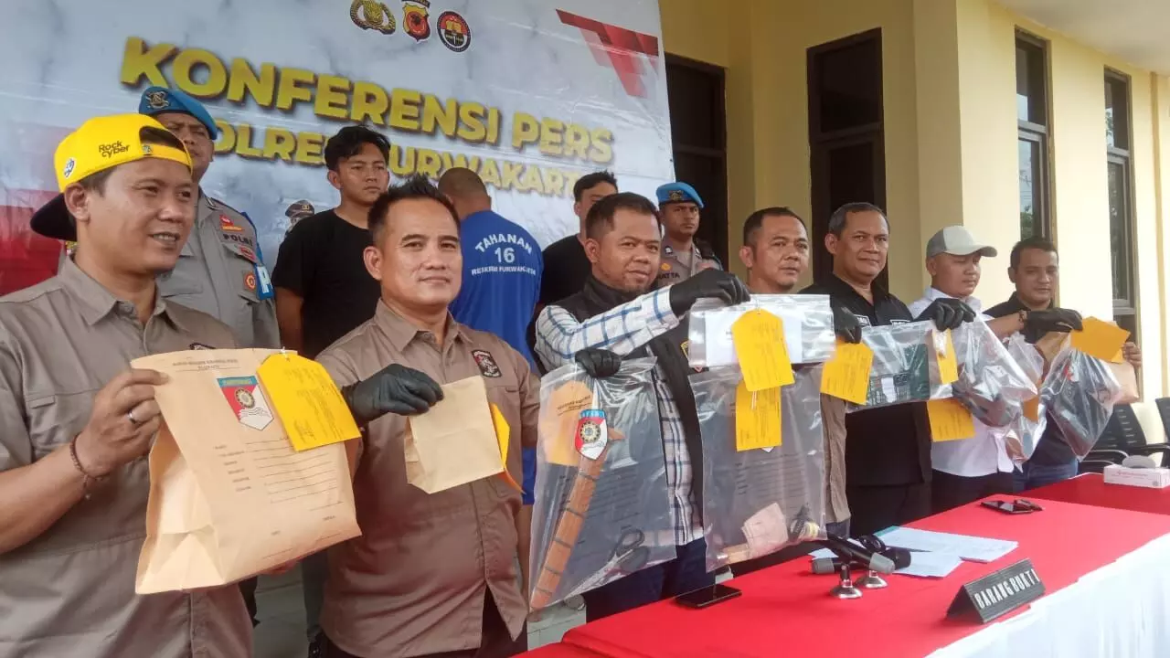 Polisi temukan fakta baru kasus pembunuhan kasir minimarket rest area Tol Cipularang Polisi temukan fakta baru kasus pembunuhan kasir minimarket rest area Tol Cipularang