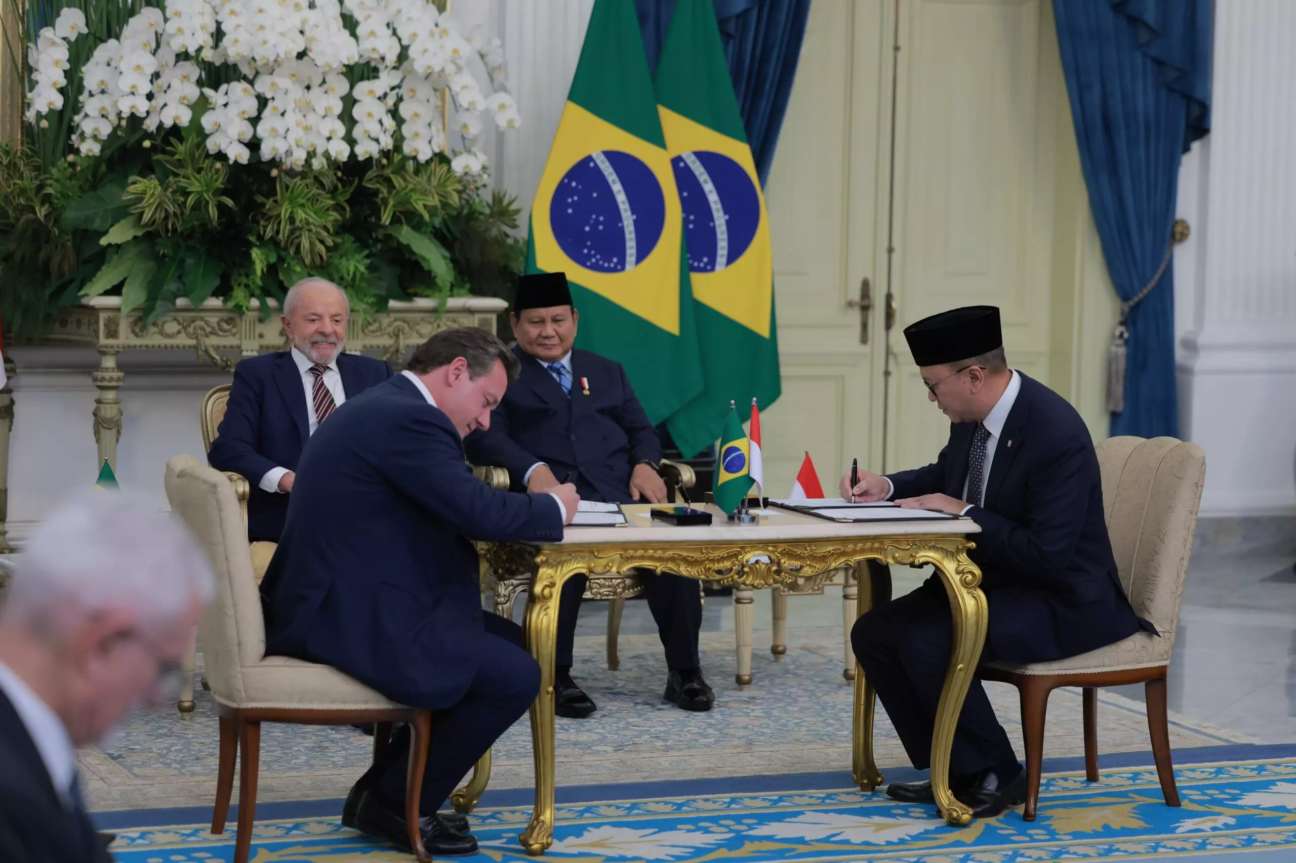 Prabowo dan Lula saksikan penandatanganan 8 kerja sama strategis Indonesia-Brasil Prabowo dan Lula saksikan penandatanganan 8 kerja sama strategis Indonesia-Brasil
