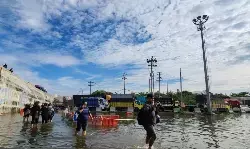 Banjir masih genangi Pantura Semarang pada Kamis pagi