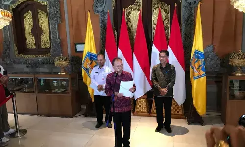 Provinsi Bali gelar kegiatan Gotong Royong Semesta Berencana Serentak Provinsi Bali gelar kegiatan Gotong Royong Semesta Berencana Serentak