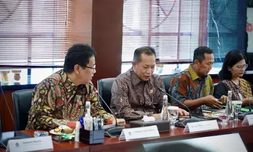 Menteri Koperasi gelar pertemuan dengan Menteri Keuangan dan Danantara