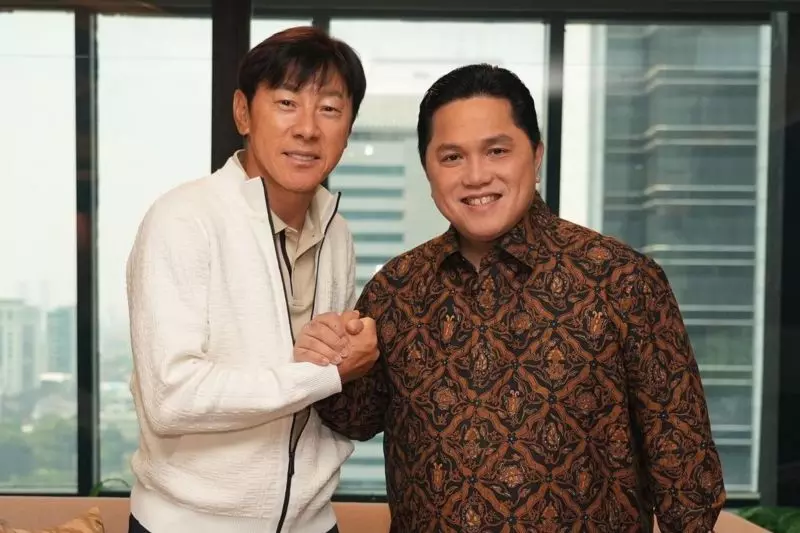 Erick Thohir ajak fans timnas melangkah maju tanpa Shin Tae-yong Erick Thohir ajak fans timnas melangkah maju tanpa Shin Tae-yong