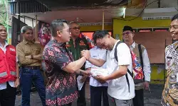 Wali Kota Magelang bantu dan motivasi korban kebakaran Aryoseto Wali Kota Magelang bantu dan motivasi korban kebakaran Aryoseto