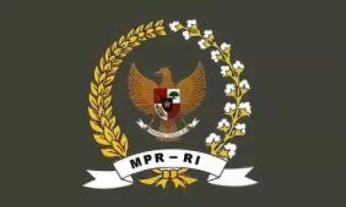MPR dan UNS kerja sama perkuat literasi konstitusi bagi generasi muda MPR dan UNS kerja sama perkuat literasi konstitusi bagi generasi muda