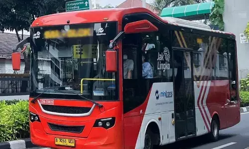Hari ini rute Transjakarta 2F dan 8D dimodifikasi Hari ini rute Transjakarta 2F dan 8D dimodifikasi