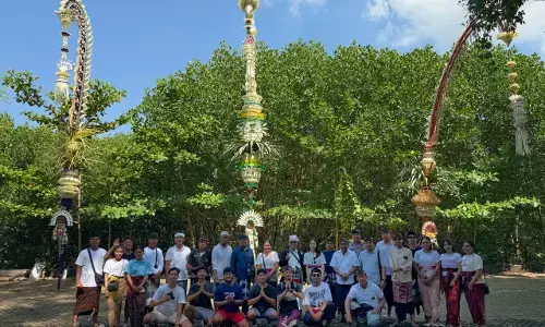Desa Serangan gelar Festival Penjor Hari Raya Galungan dan Kuningan 2025 Desa Serangan gelar Festival Penjor Hari Raya Galungan dan Kuningan 2025