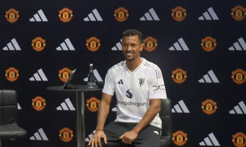 Nani sebut MU masih butuh proses untuk kembali berjaya Nani sebut MU masih butuh proses untuk kembali berjaya