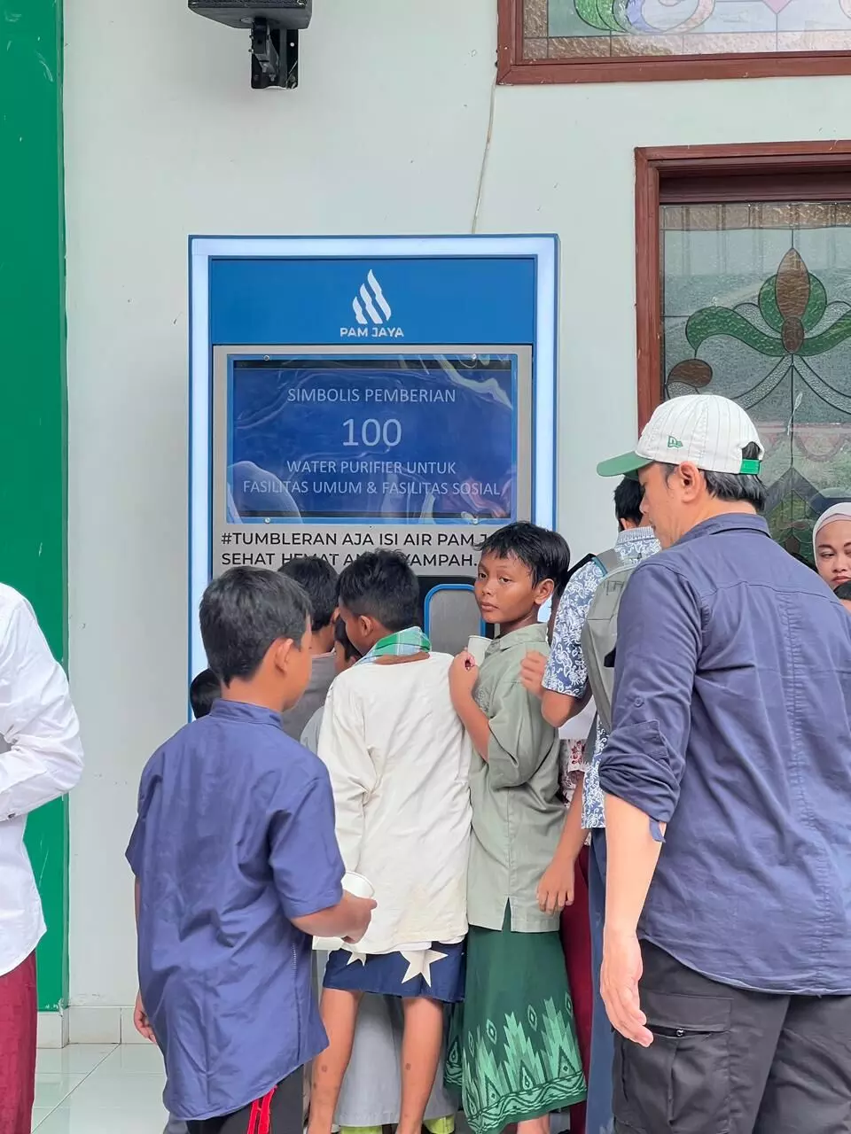 Hadapi cuaca ekstrem, PAM Jaya serahkan 100 unit Water Purifier untuk fasilitas umum dan sosial Hadapi cuaca ekstrem, PAM Jaya serahkan 100 unit Water Purifier untuk fasilitas umum dan sosial