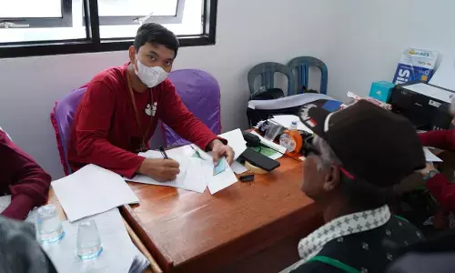 Operasi Katarak Gratis Kemensos, lansia di Donggala kembali melihat jelas