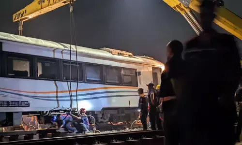 KA Purwojaya anjlok di Bekasi, KAI pastikan seluruh penumpang selamat