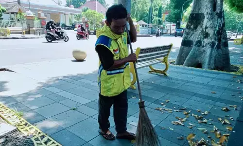 Kota Mataram dinyatakan bebas status darurat sampah