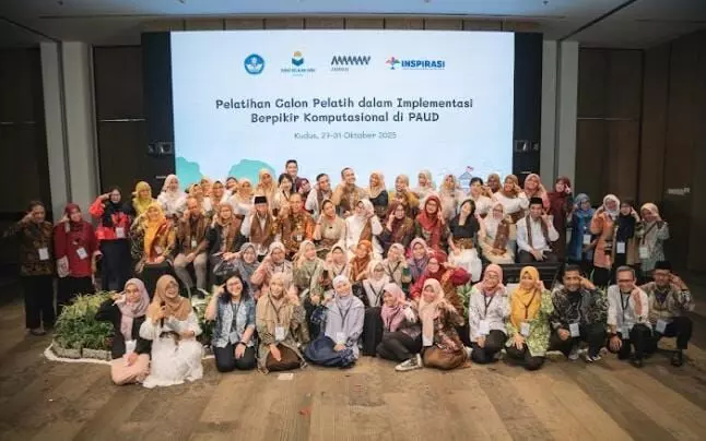 Calon pelatih PAUD se-Indonesia ikuti pelatihan implementasi berpikir komputasional Calon pelatih PAUD se-Indonesia ikuti pelatihan implementasi berpikir komputasional