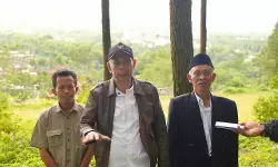 Wamensos dorong percepatan pembangunan Sekolah Rakyat permanen di Magelang Wamensos dorong percepatan pembangunan Sekolah Rakyat permanen di Magelang