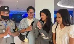 Dua anggota polisi Pondok Aren tuntun turis Kamboja tersesat hingga ke Bintaro