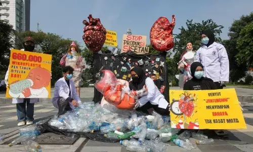Waspadai dampak jangka panjang paparan mikroplastik pada tubuh Waspadai dampak jangka panjang paparan mikroplastik pada tubuh