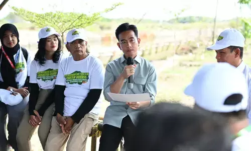 Tanam mangrove di Banten, Wapres dorong penguatan ekosistem pesisir berkelanjutan Tanam mangrove di Banten, Wapres dorong penguatan ekosistem pesisir berkelanjutan