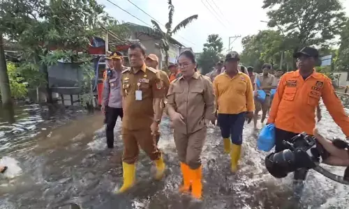 Wali Kota Semarang pindahkan pompa air ke titik yang masih tergenang Wali Kota Semarang pindahkan pompa air ke titik yang masih tergenang