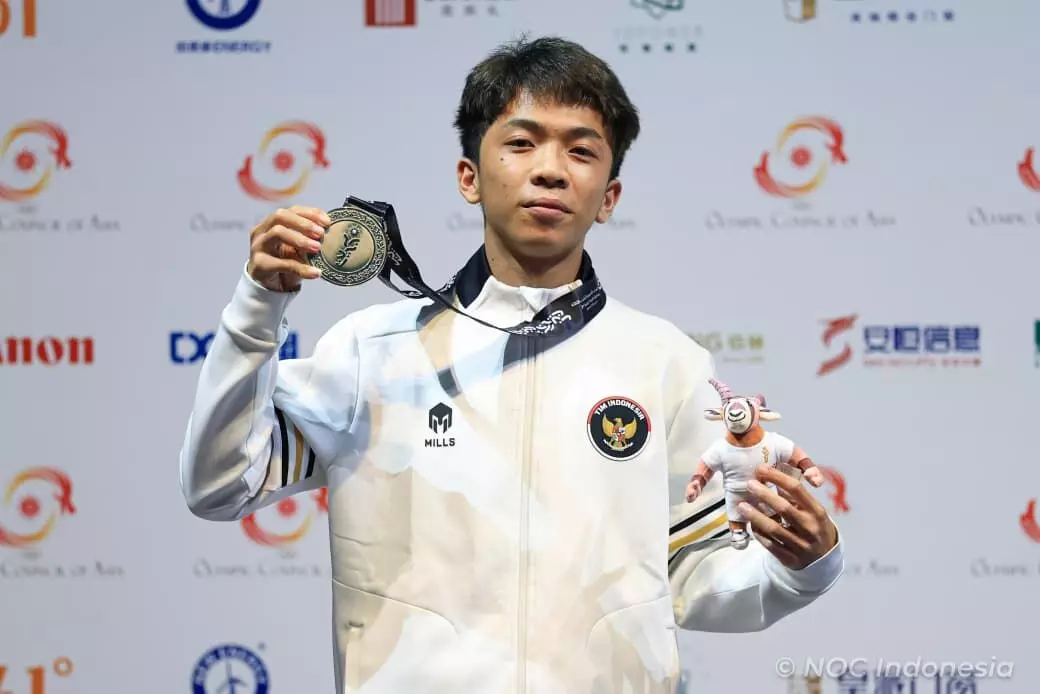 Michael Julius Cezar raih medali perak di Asian Youth Games 2025, debut atlet muda Esport Michael Julius Cezar raih medali perak di Asian Youth Games 2025, debut atlet muda Esport