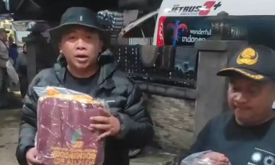 Gerak Cepat Dinsos Kabupaten Bogor salurkan bantuan untuk korban puting Beliung di Bojonggede Gerak Cepat Dinsos Kabupaten Bogor salurkan bantuan untuk korban puting Beliung di Bojonggede
