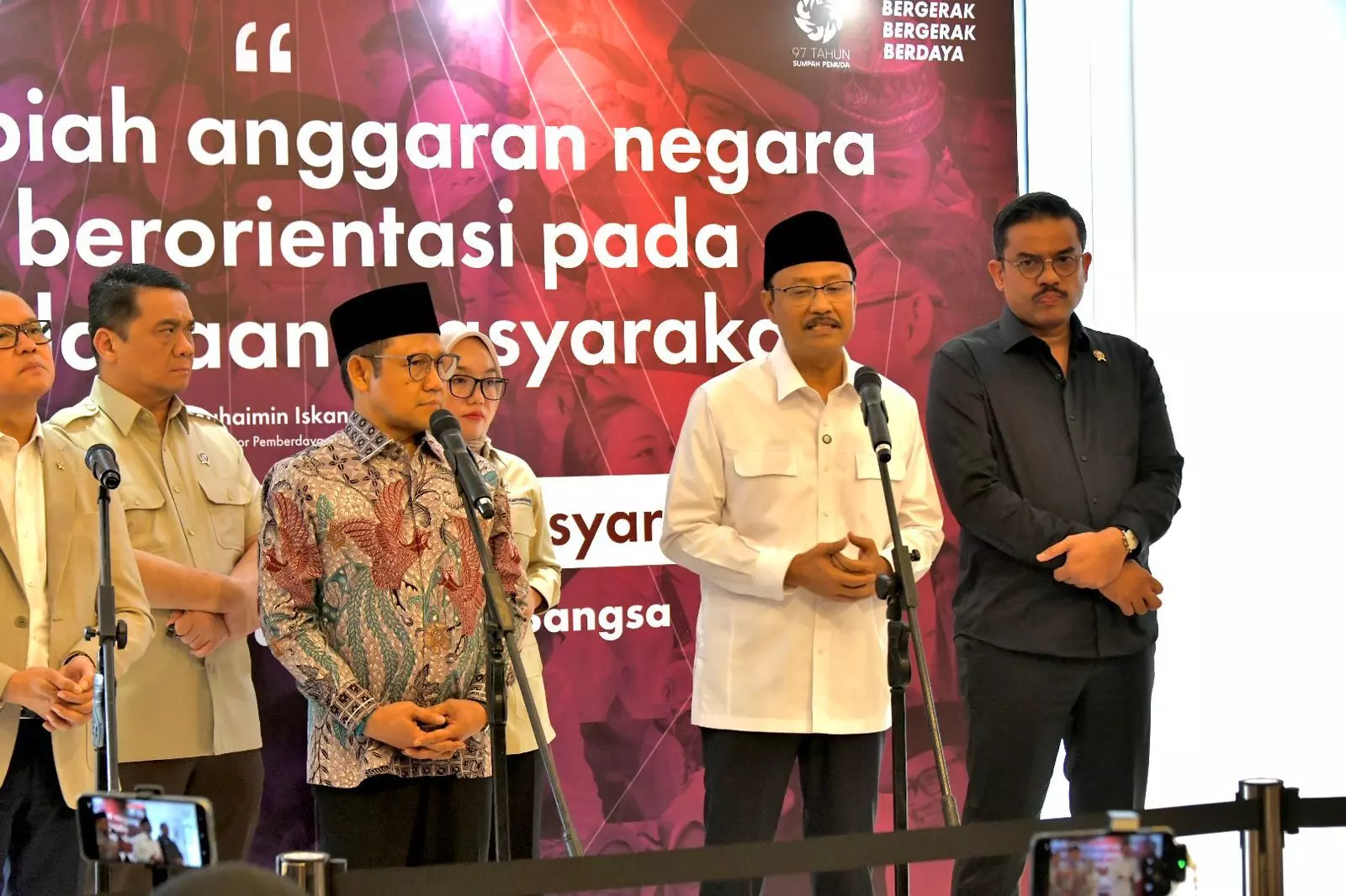 Tambah anggaran menjadi Rp110 triliun, Gus Ipul pastikan bansos tepat sasaran Tambah anggaran menjadi Rp110 triliun, Gus Ipul pastikan bansos tepat sasaran
