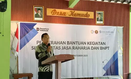 Bentuk kehadiran negara, BNPT dan Jasa Raharja beri beasiswa dan alat kerja di Jateng Bentuk kehadiran negara, BNPT dan Jasa Raharja beri beasiswa dan alat kerja di Jateng