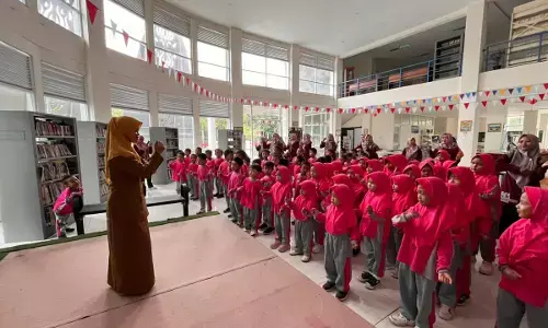 Tingkatkan minat baca sejak dini, Perpustakaan Kabupaten Brebes terima kunjungan tiga sekolah Tingkatkan minat baca sejak dini, Perpustakaan Kabupaten Brebes terima kunjungan tiga sekolah