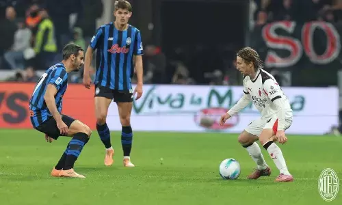 AC Milan gagal geser Napoli usai ditahan imbang Atalanta 1-1