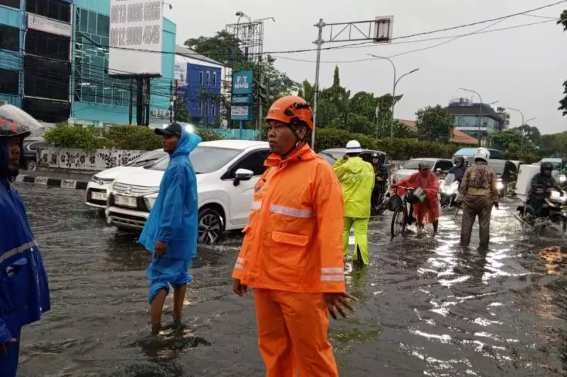 Banjir di Jaksel mulai surut Banjir di Jaksel mulai surut