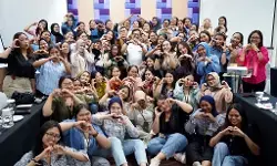 Jika dulu pemuda bersumpah untuk bersatu, kini pemuda PNM bersumpah untuk memberdayakan Jika dulu pemuda bersumpah untuk bersatu, kini pemuda PNM bersumpah untuk memberdayakan