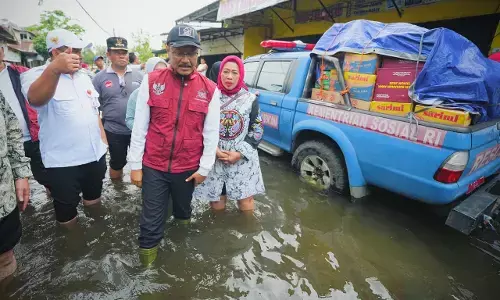 Kemensos kirim bantuan logistik dan dirikan dapur umum korban banjir Jawa Tengah Kemensos kirim bantuan logistik dan dirikan dapur umum korban banjir Jawa Tengah
