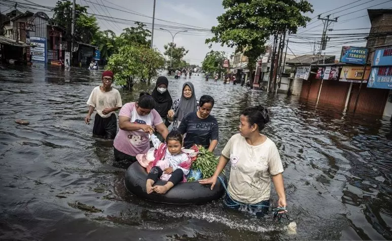 BNPB tambah pesawat OMC percepat penanganan banjir di Semarang BNPB tambah pesawat OMC percepat penanganan banjir di Semarang