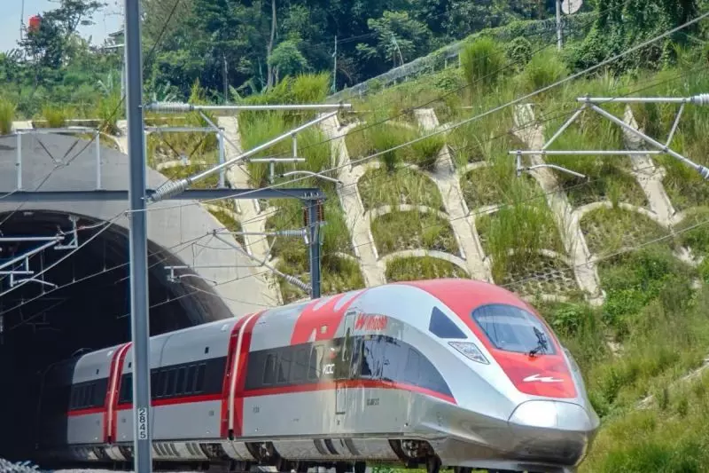 KPK imbau masyarakat tak ragu naik Whoosh di tengah penyelidikan korupsi